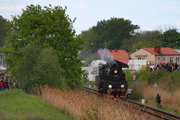 03.05.2014 Lokomotywa parowa Ol49-69 podczas parady w Wolsztynie