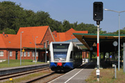 09.08.2014 Szynobus kolei UBB rusza ze stacji Seebad Heringsdorf