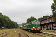29.08 Pociąg Kilof stoi na stacji Nowa Ruda