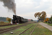 22.10 Parow&oacute;z Ol49-69 z pociągiem WOLTUR relacji Wolsztyn - Zbąszynek  odjeżdża ze stacji Stefanowo