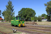 16.08.2015 Lokomotywa spalinowa Lyd1-212 manewruje na stacji Ełk Wąskotorowy